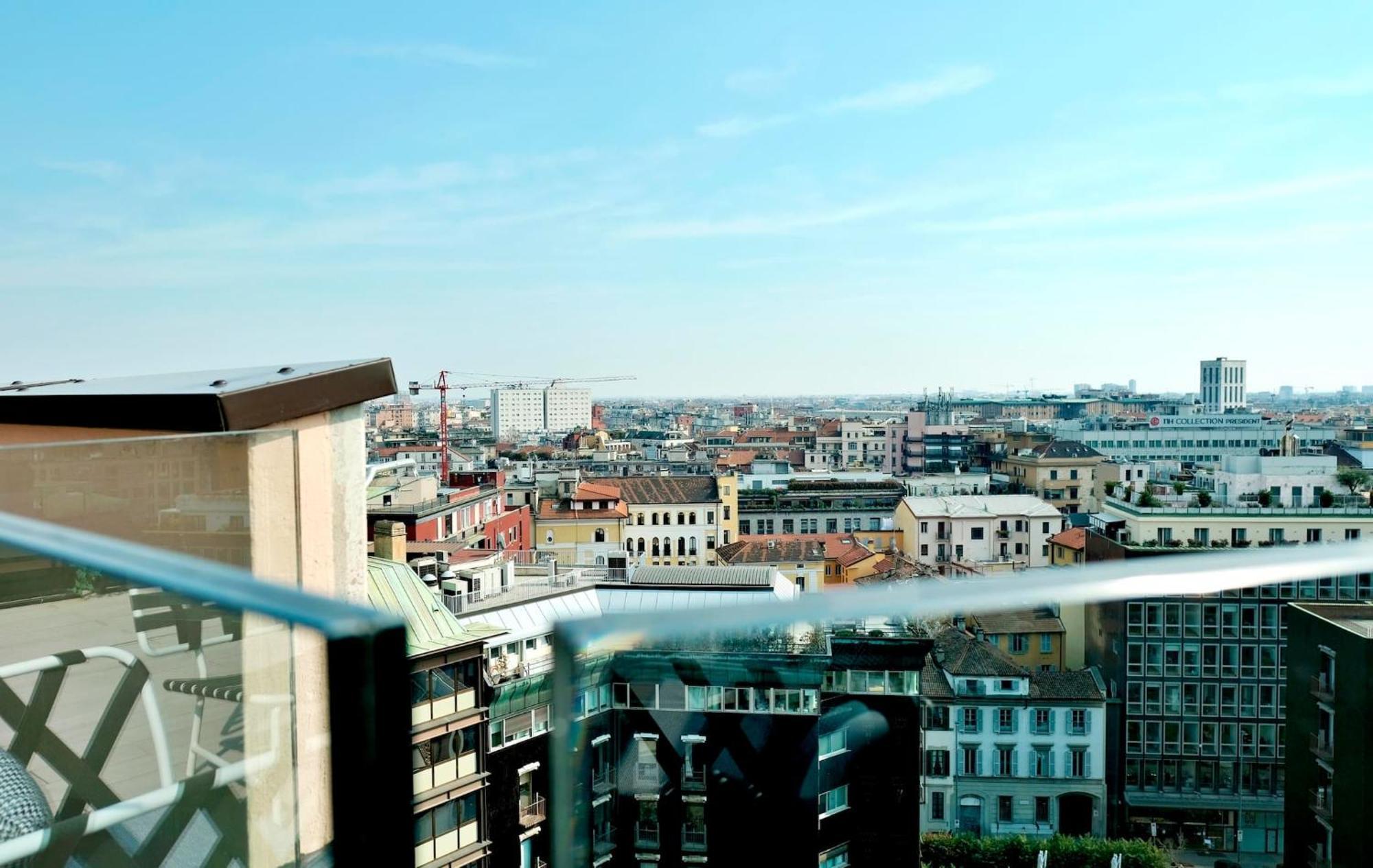 San Babila Central Tower With Panoramic Terrace Overlooking Duomo By Rentopolis ميلان المظهر الخارجي الصورة